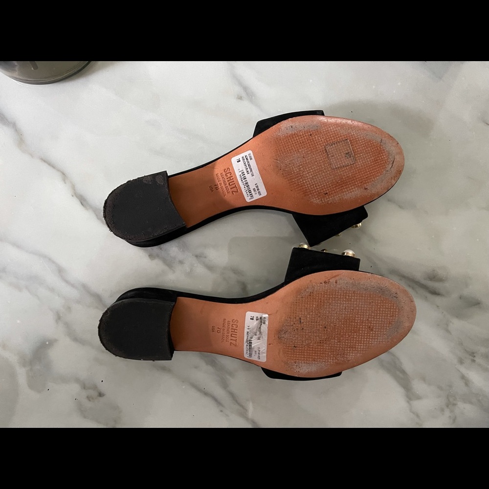 Schutz Pearl Slides-LIKE NEW - Picture 4 of 4